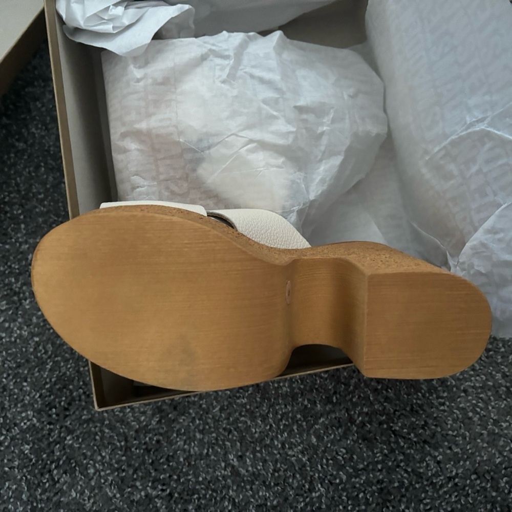 Steve Madden Chunky Heels - Picture 4 of 4